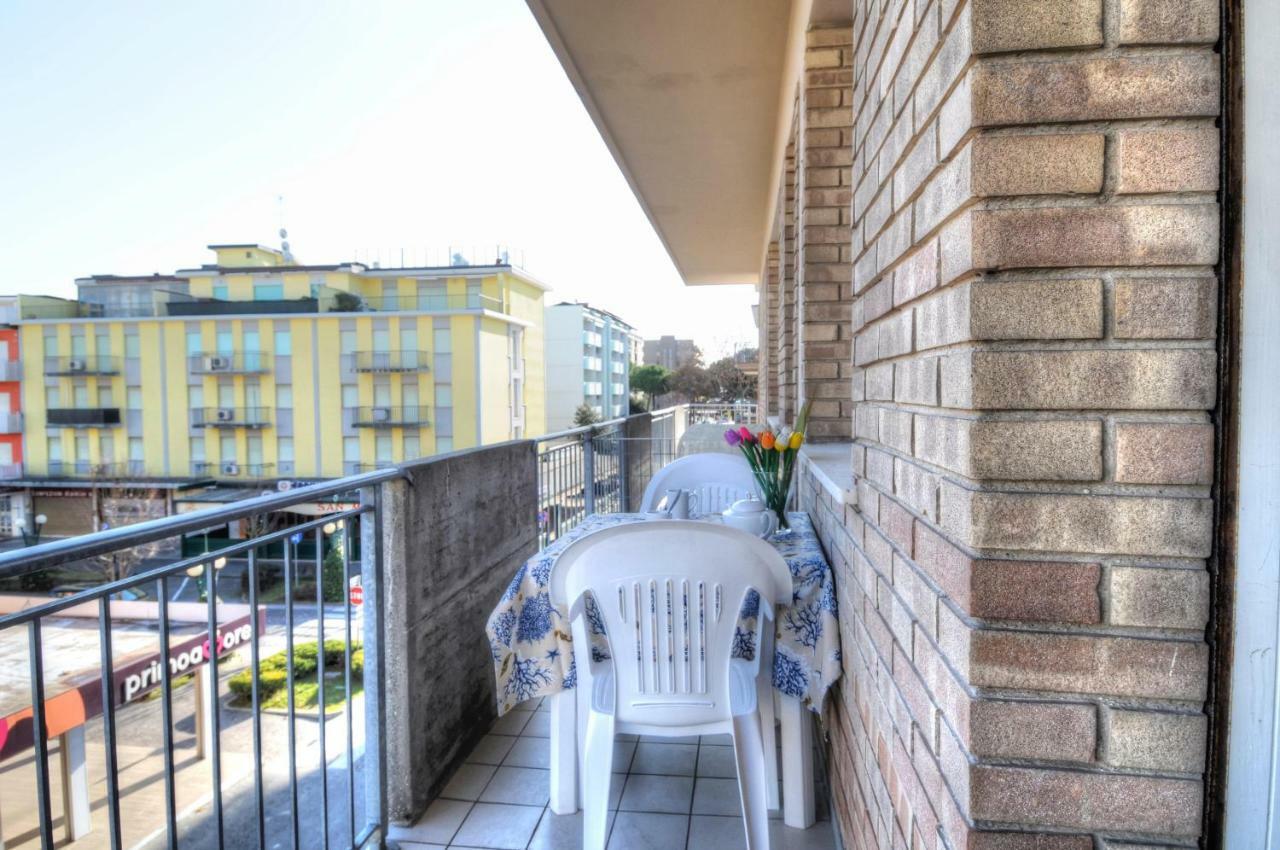 Condominio Res. Palace Bibione Exterior foto